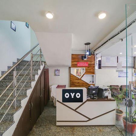 Super Hotel O The Surbhi Бхопал Экстерьер фото